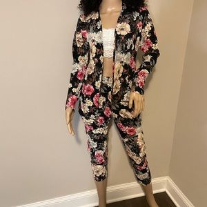 Nice floral two piece pants and jacket set…